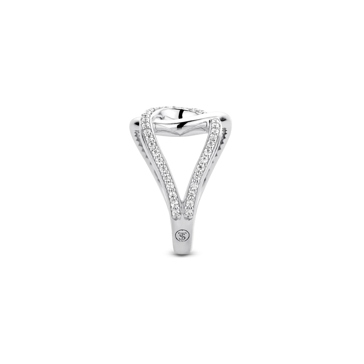 Cs Ring Interlocking C's Ring – SHOPKURY.COM