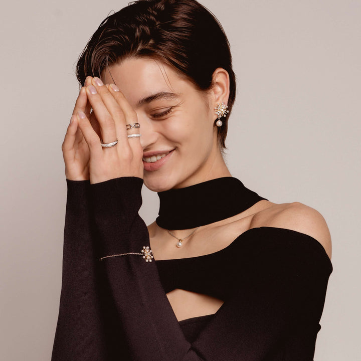 Cosmic Pearl Golden Necklace - SHOPKURY.COM