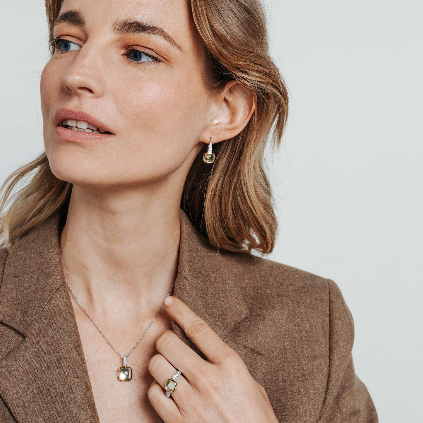 Cushion Yellow Necklace - SHOPKURY.COM