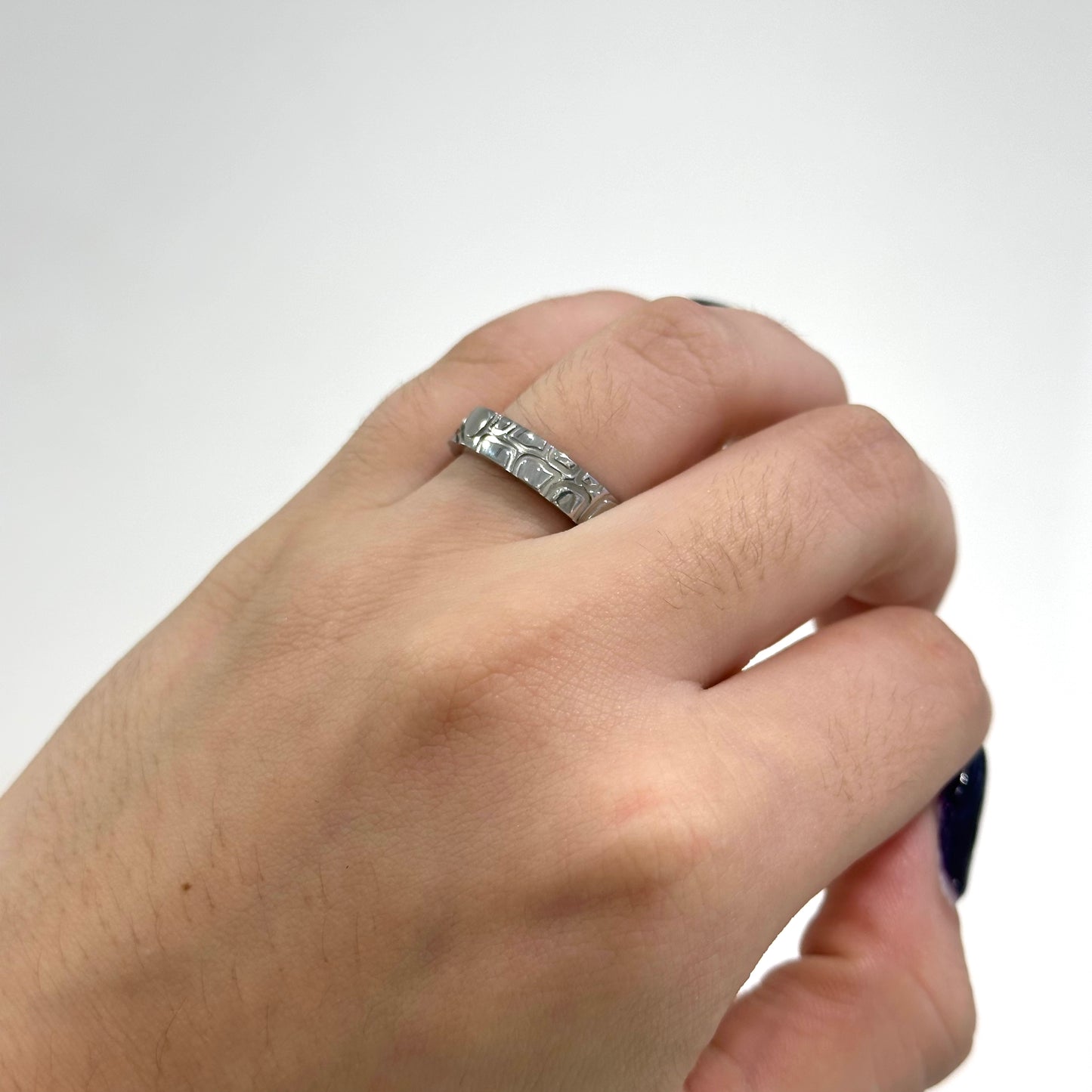 Snake Skin Textured Ring (Size 7) - SHOPKURY.COM