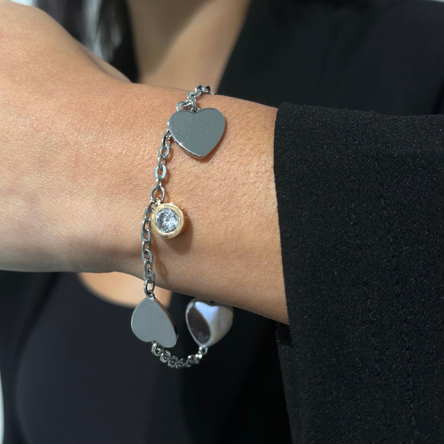 Two-Tone Hearts and Zirconia Pendant Bracelet - SHOPKURY.COM