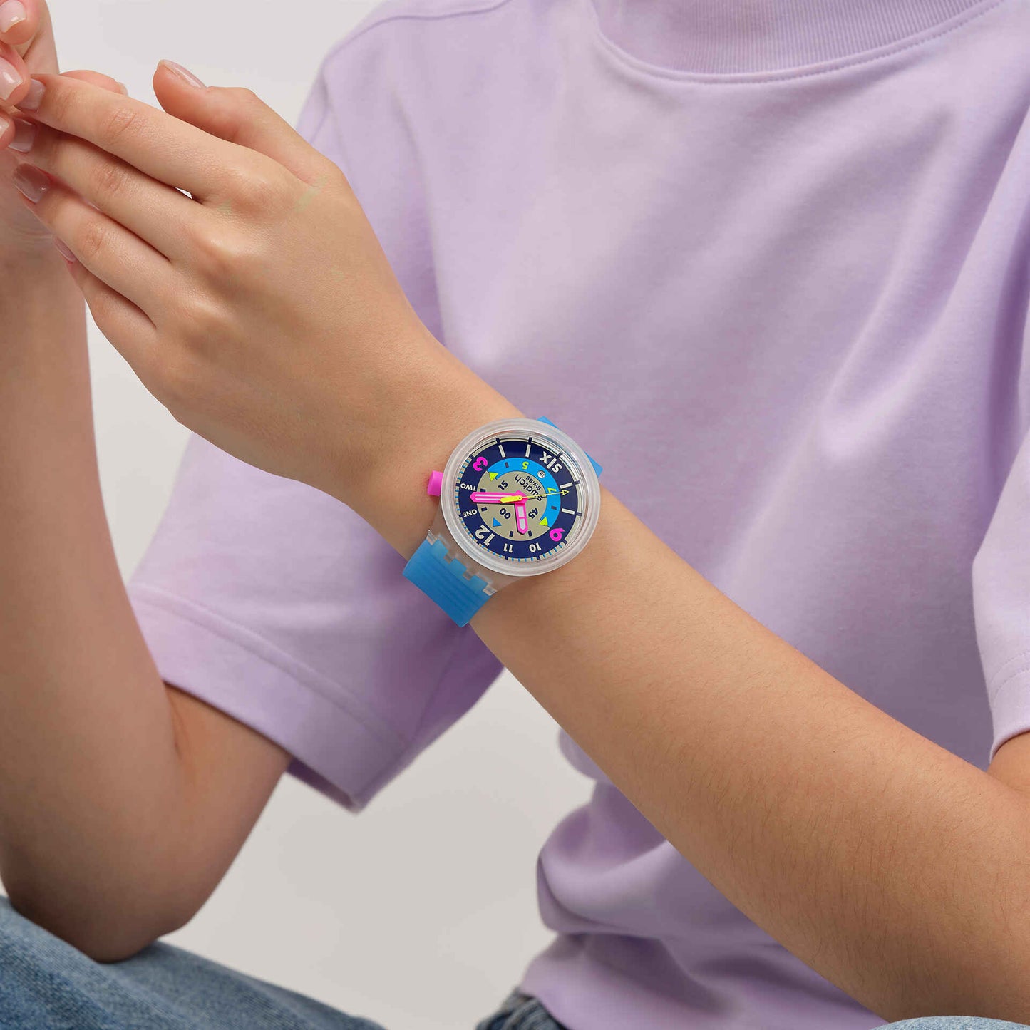 Neon Hielo Watch - SHOPKURY.COM