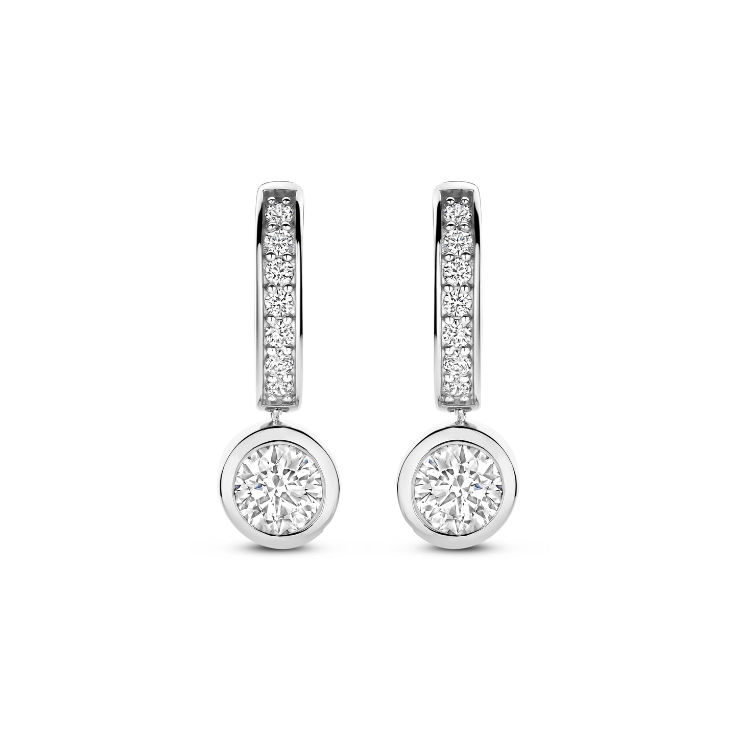Core Signature Silver Earrings - SHOPKURY.COM