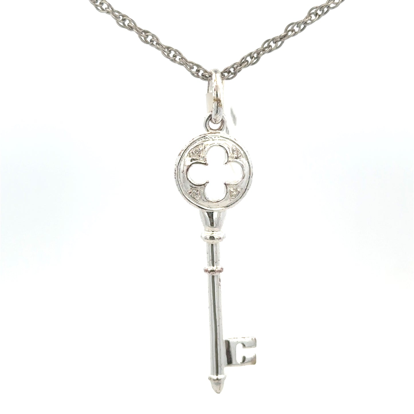 Silver Key Pendant - SHOPKURY.COM