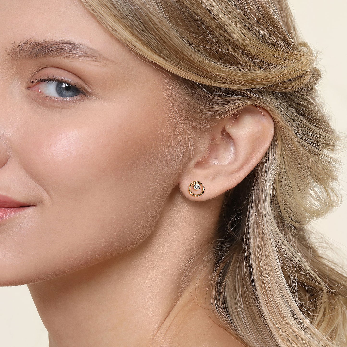 Beaded Circle Stud Earrings - SHOPKURY.COM