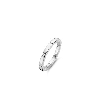 Link Single Silver Ring by Ti Sento - Available at SHOPKURY.COM. Free Shipping on orders over $200. Trusted jewelers since 1965, from San Juan, Puerto Rico.