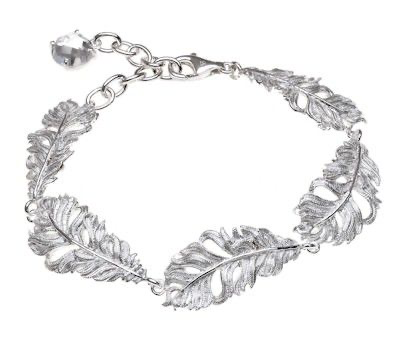 Feather Bracelet by Thomas Sabo - Available at SHOPKURY.COM. Free Shipping on orders over $200. Trusted jewelers since 1965, from San Juan, Puerto Rico.