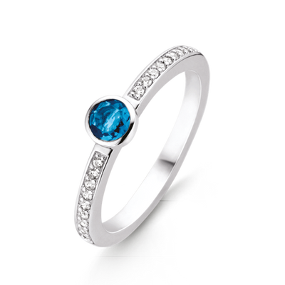 Blue Lights Ring by Ti Sento - Available at SHOPKURY.COM. Free Shipping on orders over $200. Trusted jewelers since 1965, from San Juan, Puerto Rico.