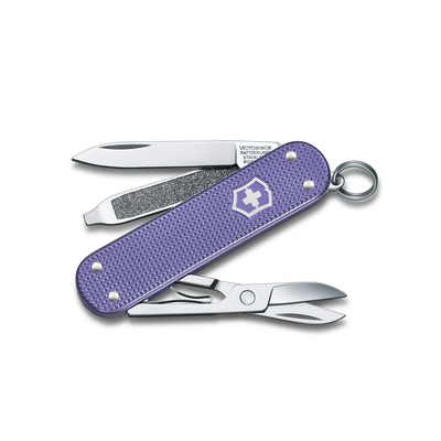 Classic Alox Electric lavender 58MM Knife by Victorinox Swiss Army - Available at SHOPKURY.COM. Free Shipping on orders over $200. Trusted jewelers since 1965, from San Juan, Puerto Rico.