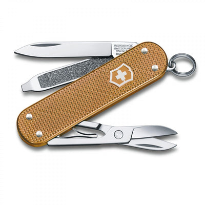 Cassic alox wet sand 58MM Knife by Victorinox Swiss Army - Available at SHOPKURY.COM. Free Shipping on orders over $200. Trusted jewelers since 1965, from San Juan, Puerto Rico.