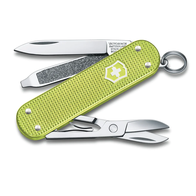 Classic alox Lime twist 58MM Knife by Victorinox Swiss Army - Available at SHOPKURY.COM. Free Shipping on orders over $200. Trusted jewelers since 1965, from San Juan, Puerto Rico.
